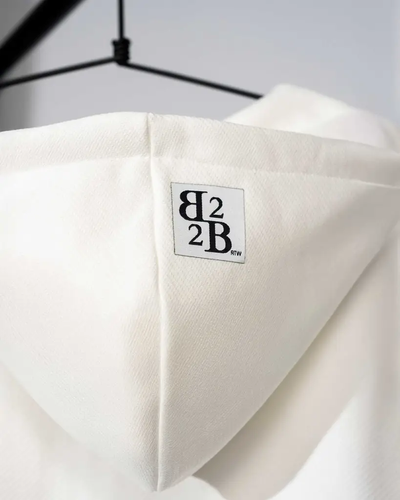 Hoodie Diagonal White Shadow — Preview 6
